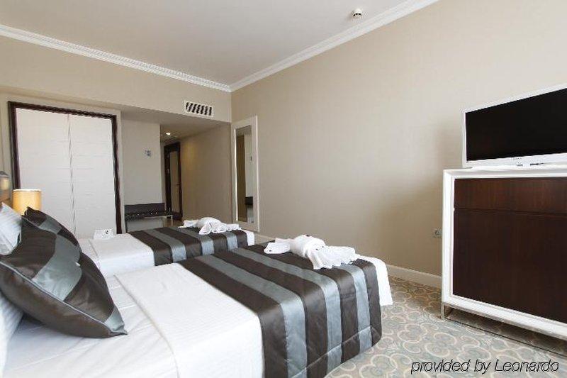 Taksim Square Hotel Istanbul Bilik gambar